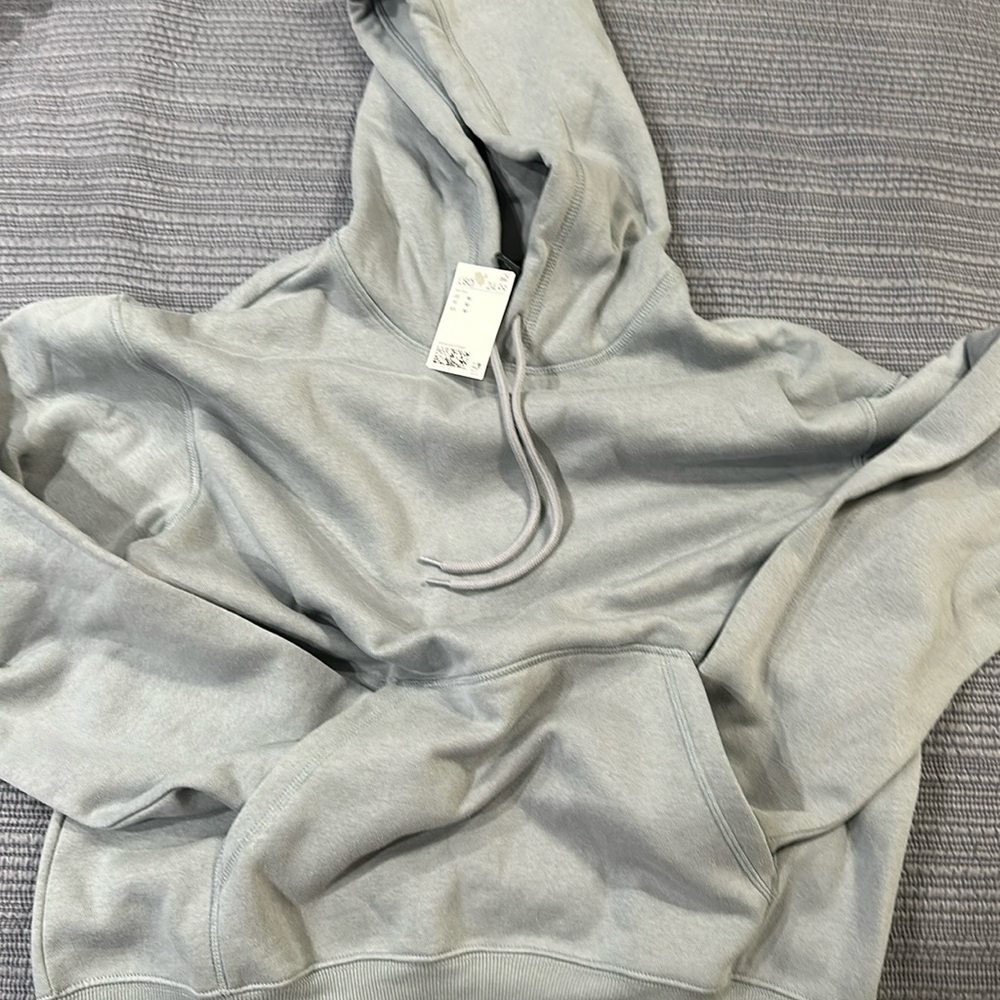 BNWT H&M men’s hoodie in a slate blue grey color. Size medium - Picture 1 of 2